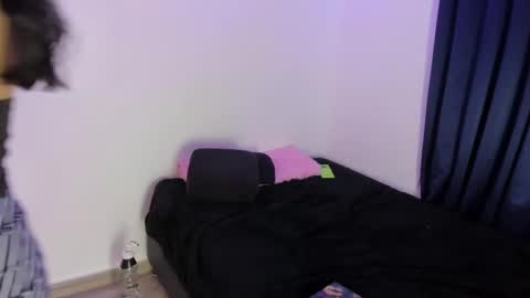 Snapshot of mari_mar69 chatting on 6, 1, 2025 mari_mar69 online show from 6, 1, 2025