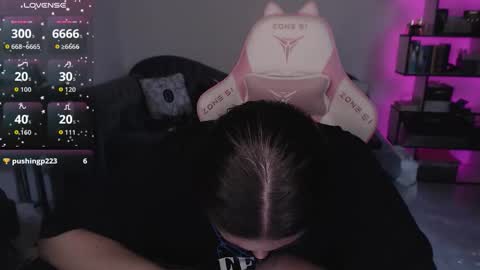 mari moore online show from 26, 11, 2025