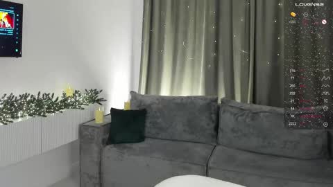 mari_nett online show from 16, 12, 2024