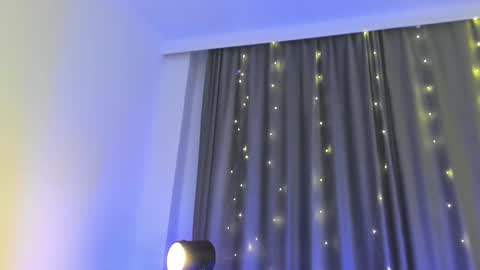 mari_nett online show from 2, 1, 2025