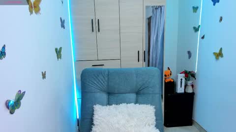 Maria camila online show from 6, 3, 2026