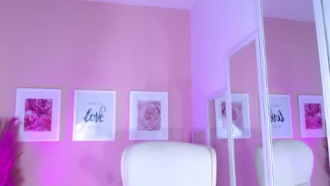  Instagram soymj01 online show from 16, 12, 2024