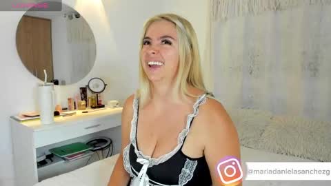 mariadanielasanchez online show from 27, 9, 2025