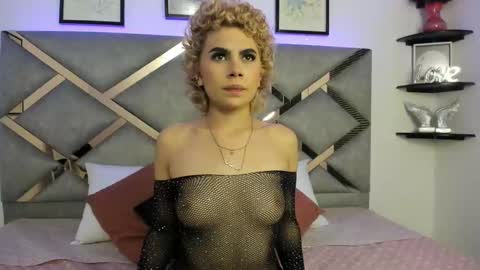 Snapshot of marian_pinzon chatting on 28, 2, 2025 Marian online show from 28, 2, 2025