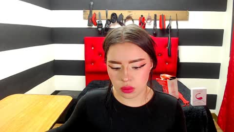 Marian online show from 12, 12, 2024