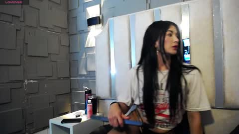 Mariana online show from 8, 4, 2026