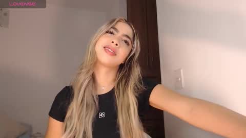 Snapshot of mariana_es chatting on 18, 1, 2026 Mariana online show from 18, 1, 2026