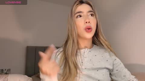 Snapshot of mariana_es chatting on 8, 2, 2026 Mariana online show from 8, 2, 2026