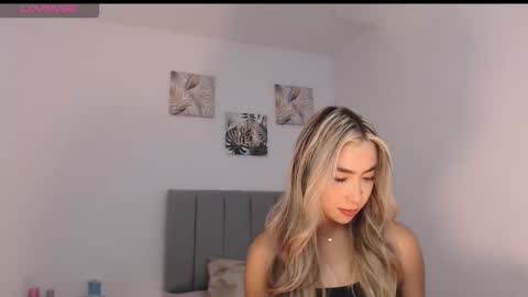 Mariana online show from 15, 3, 2026