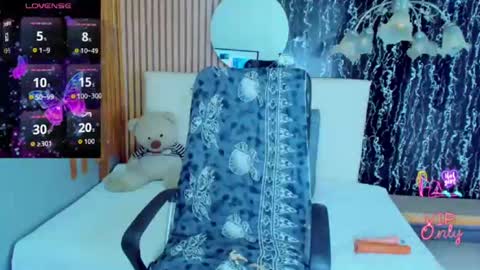Snapshot of mariana_galviz chatting on 4, 7, 2026 Mariana online show from 4, 7, 2026