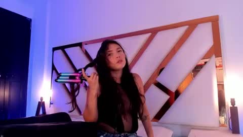 Snapshot of mariana_smiith chatting on 19, 6, 2026 Mariana online show from 19, 6, 2026
