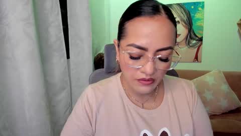 Mariana Lopez online show from 22, 11, 2025