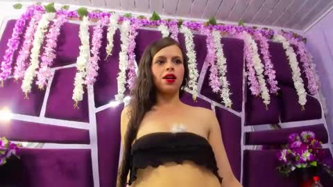 Snapshot of marianathompson_ chatting on 8, 1, 2026 MarianaThomsop online show from 8, 1, 2026