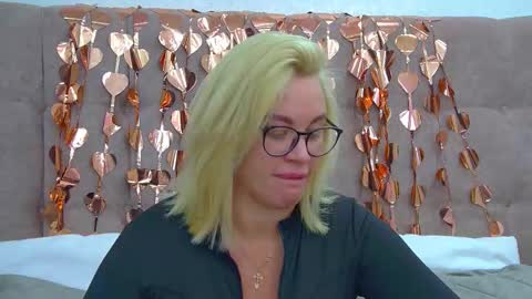 Snapshot of marianeumann chatting on 15, 2, 2026 Maria online show from 15, 2, 2026