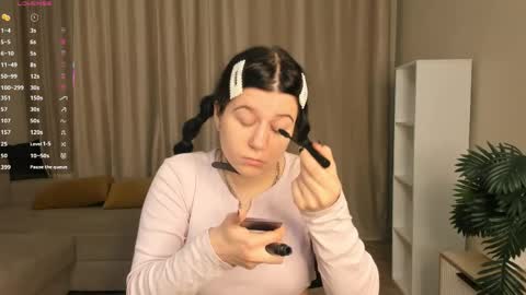 Snapshot of marianmollberg chatting on 25, 5, 2026 Marian online show from 25, 5, 2026