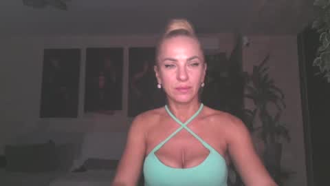 marianna1977 online show from 3, 8, 2026