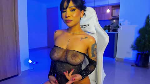 M A R I A N E online show from 10, 1, 2025