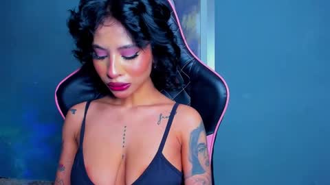 M A R I A N E online show from 20, 1, 2025