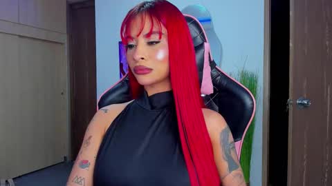 M A R I A N E online show from 1, 12, 2025