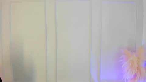 Maria Pettit online show from 15, 12, 2025