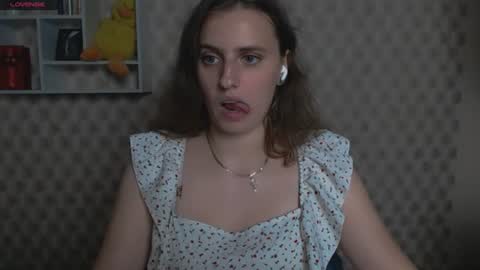 Snapshot of mariatess_ chatting on 5, 7, 2026 Mariia online show from 5, 7, 2026