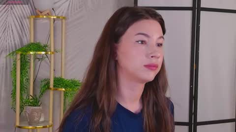 Snapshot of marie_diaze chatting on 25, 5, 2026 Marie LEAVE YOUR WITH ME online show from 25, 5, 2026