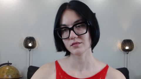 Marie Fitch online show from 11, 11, 2025