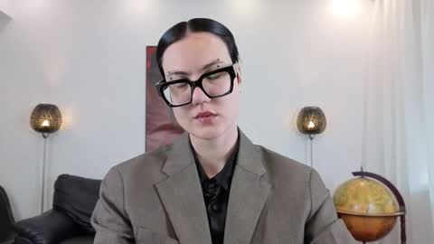 Snapshot of marie_fitch chatting on 12, 5, 2026 Marie Fitch online show from 12, 5, 2026