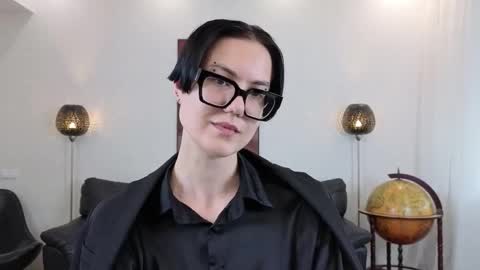 Snapshot of marie_fitch chatting on 22, 5, 2026 Marie Fitch online show from 22, 5, 2026