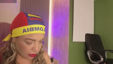 Snapshot of marie_hss chatting on 7, 7, 2026 marie_hss online show from 7, 7, 2026