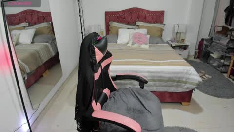 marie online show from 12, 4, 2026