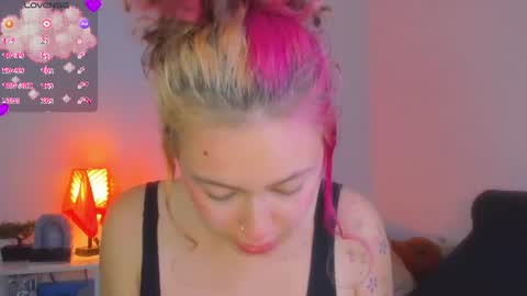 Snapshot of marieetaylor chatting on 24, 6, 2026 Mariee online show from 24, 6, 2026