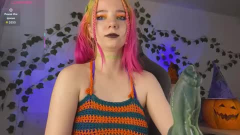 Mariel Gold online show from 30, 10, 2025