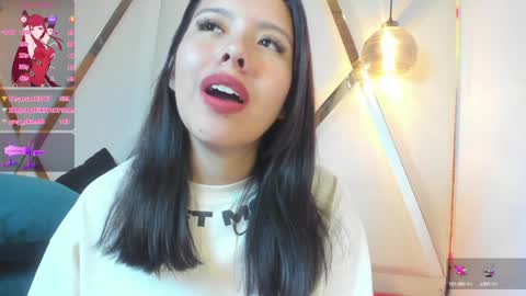 Viviana online show from 4, 1, 2025