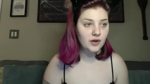 marigoldrue online show from 1, 3, 2025