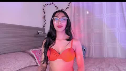 Snapshot of marijaneh chatting on 5, 12, 2025 Luna Dulk online show from 5, 12, 2025