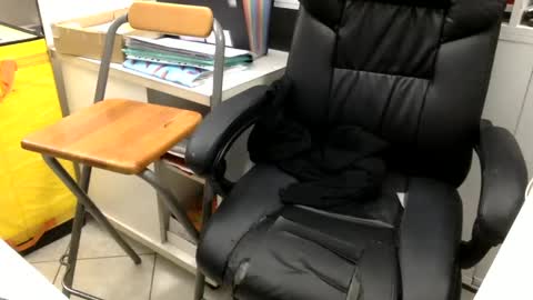 Snapshot of marikapikkola chatting on 6, 3, 2025 Mary... online show from 6, 3, 2025