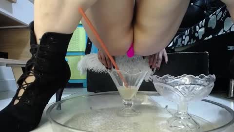 marilyn_jon3s online show from 15, 12, 2024