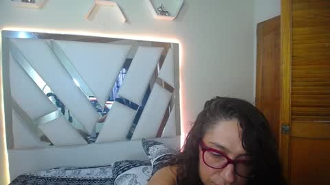 marilynetthan online show from 14, 12, 2024