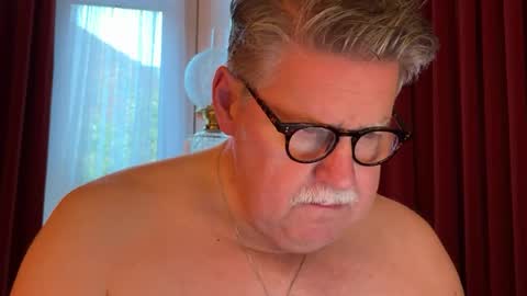 Snapshot of marin50 chatting on 5, 7, 2026 marin50 online show from 5, 7, 2026