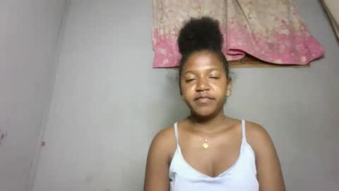 Snapshot of marina0506 chatting on 22, 12, 2025 marina0506 online show from 22, 12, 2025