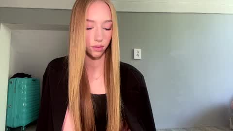 Snapshot of marioindal chatting on 28, 6, 2026 Amelia online show from 28, 6, 2026