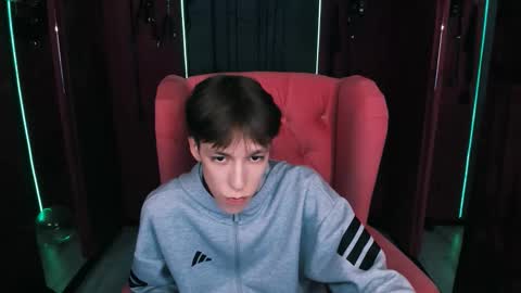 Mark online show from 27, 10, 2025