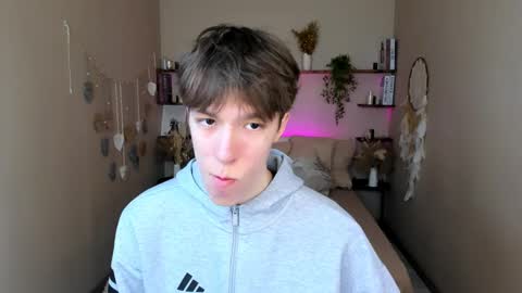 Mark online show from 29, 3, 2026