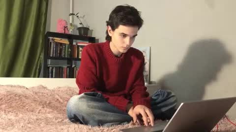 Mark online show from 7, 11, 2025