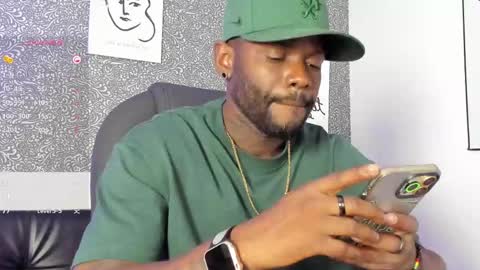 Snapshot of mark_vega chatting on 8, 5, 2026 Mark online show from 8, 5, 2026