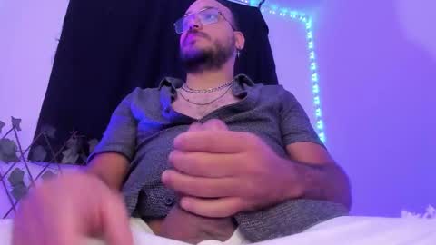 Snapshot of markwolfe1 chatting on 30, 10, 2025 Mark online show from 30, 10, 2025