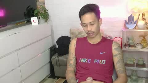 marlmoreno10 online show from 7, 4, 2026