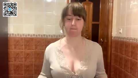 Snapshot of maroonmoon_ chatting on 20, 12, 2025 Miriam online show from 20, 12, 2025