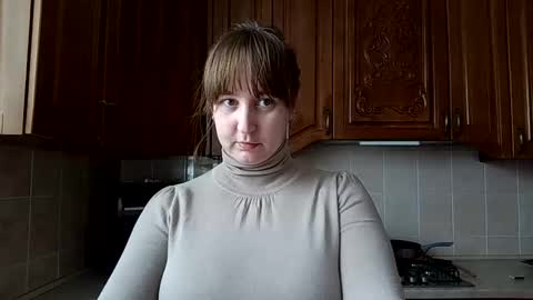 Snapshot of maroonmoon_ chatting on 9, 4, 2026 Miriam online show from 9, 4, 2026